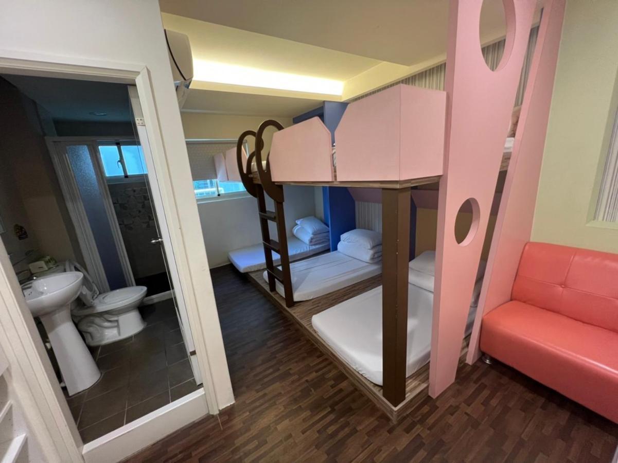 逢甲柏斯青年旅棧 Apartment Taichung Luaran gambar