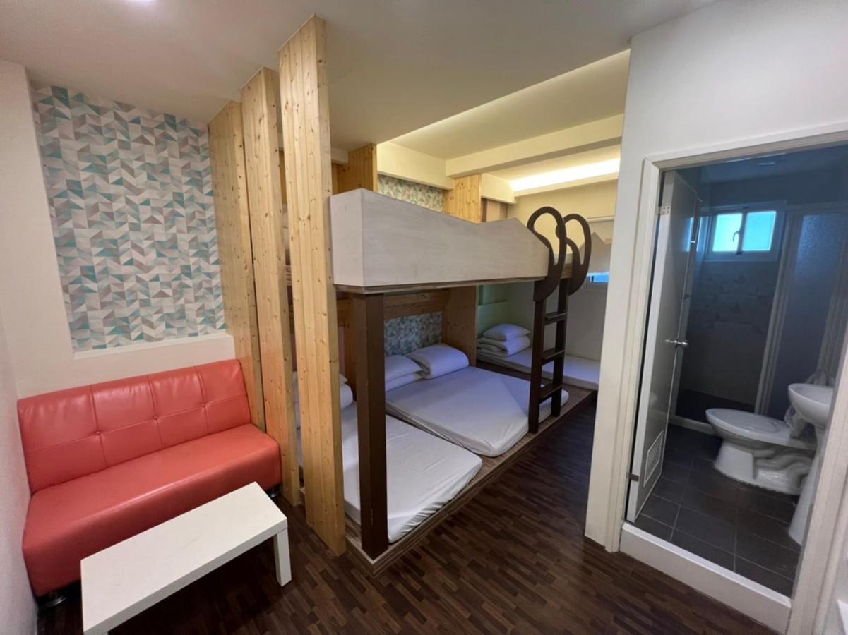 逢甲柏斯青年旅棧 Apartment Taichung Luaran gambar